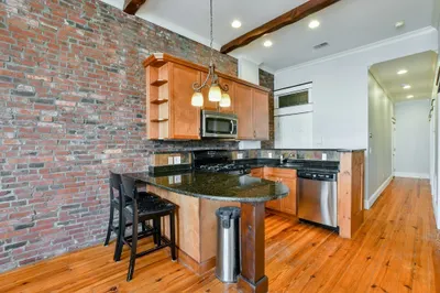 412 E 3rd #1