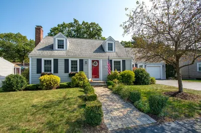 61 Holly Hill Circle