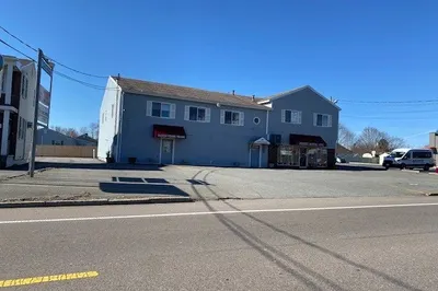 312 Wilbur Ave #8 1