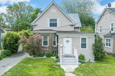 70 Riverdale St 1