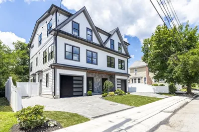 28 Howard St #1 1