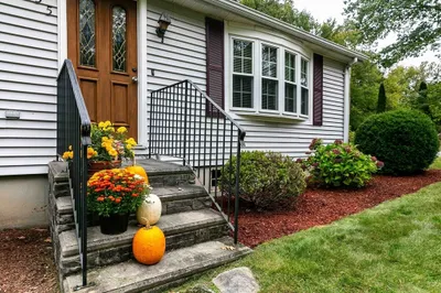 135 White Birch St 1