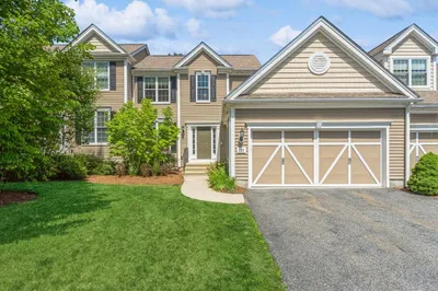 233 Sandtrap Ct #88 1