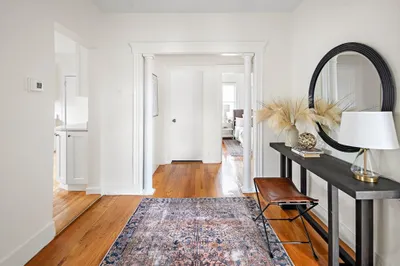 9 Rowell St #1
