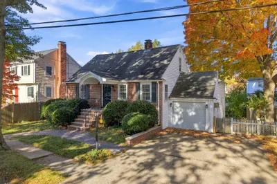 53 Statler Rd 1