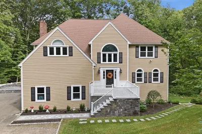 134 Parker Rd 1