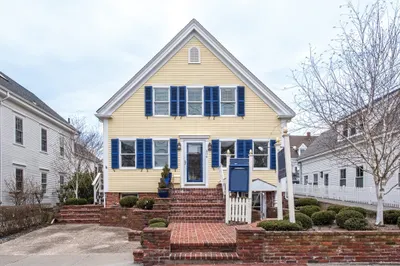406 Commercial St #1,2 &3 1