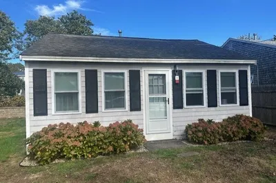 12 Gardiner Lane