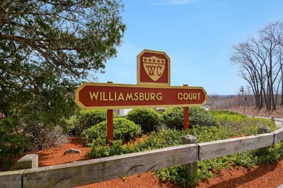 24 Williamsburg Ct #22
