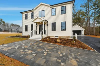 434 Sumner St 1