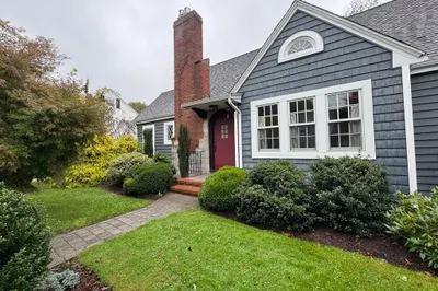 5 Riverbank Rd 1