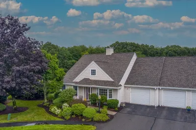 7 Wessonville Village Way #7 1