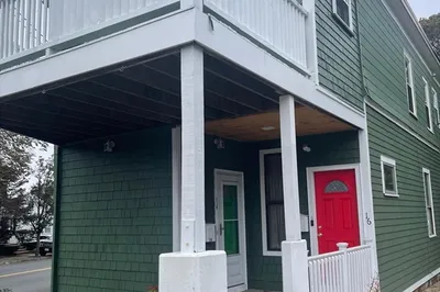 16 President St #2 1