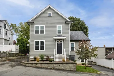 31 Crest Avenue 1