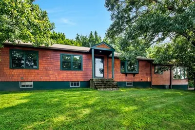 231 Ridge St 1