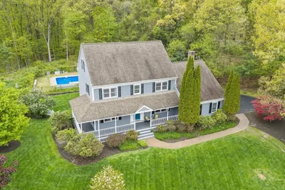34 Patch Hill Rd 1