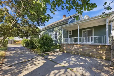 501 Pine St 1