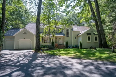 24 Oak Meadow Rd 1