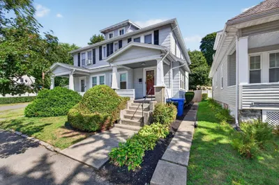 141-143 Stetson Ave #1 1