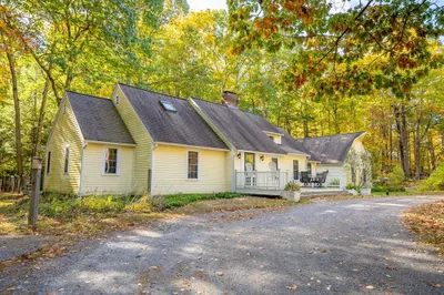 125 West Bare Hill Road 1