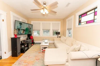 28 Waite St #28 1