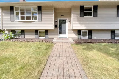 443 Lowell St 1