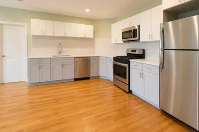299 Dudley St #7 1