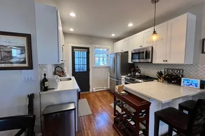 103 Welles Avenue #1R
