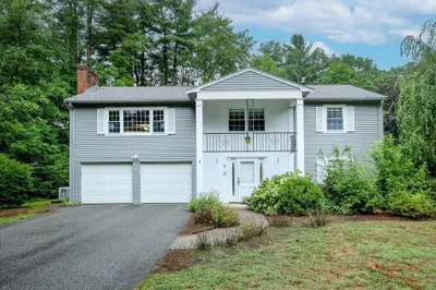 24 Meadowbrook Rd 1