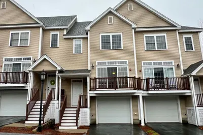 9 Nirvana Drive #2E
