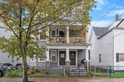 132 Hancock St