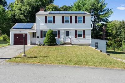 36 Linwood St 1