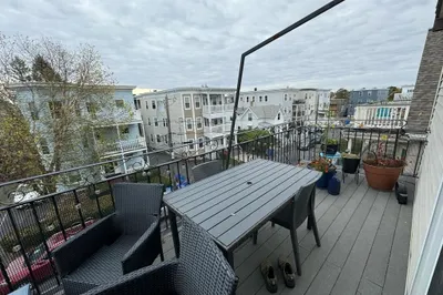 26 Seafoam Ave #3 1