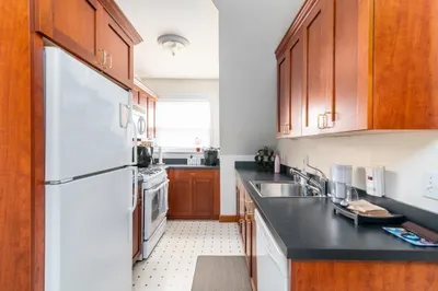 173 Davis #7