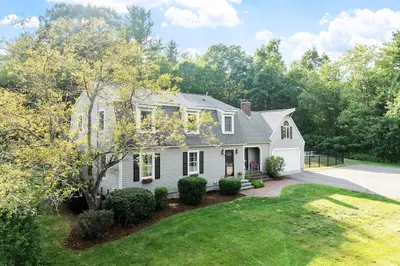 35 Mount Lebanon St 1