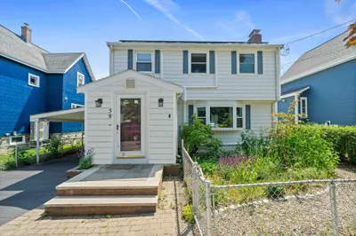 59 Bowman St