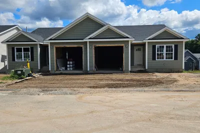 4 Bayberry Drive 1