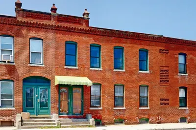 160 Franklin St