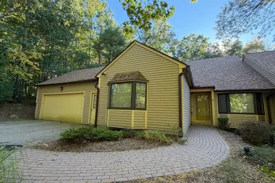 16 Bentwood Dr #16 1