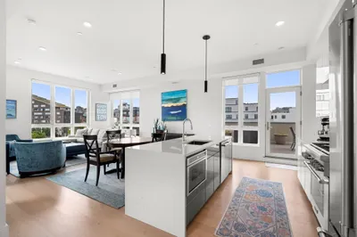 20 West Fifth St #5I 1