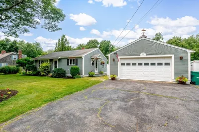 25 Ellis Road 1