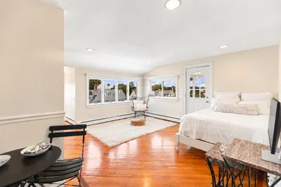 54 Lexington Ave #32 1