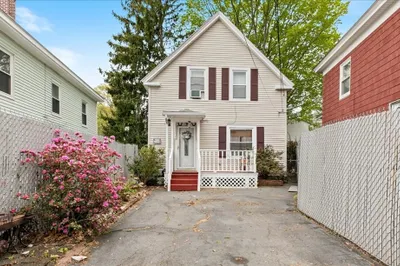5 Pearl Ct