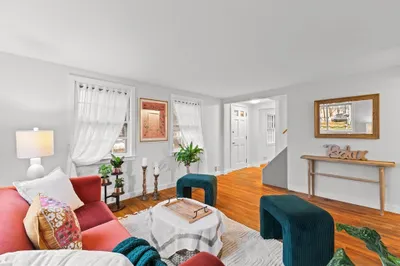 94 Moreland Rd