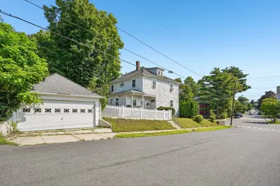 330 Primrose St 1