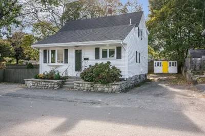 67 Melvin St 1
