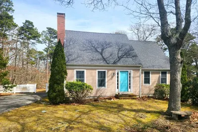 170 Pells Fishing Rd 1