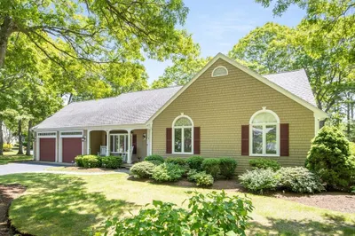 9 Dacey Drive 1