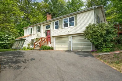 32 Middle Road 1