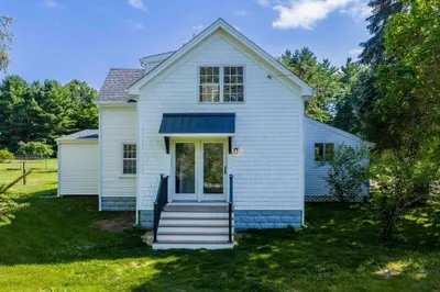 18 Brown St 1